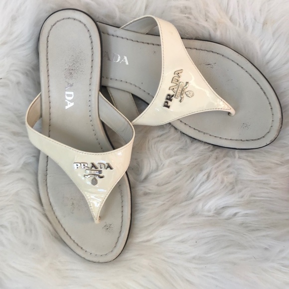 Prada Ivory Patent Leather Triangle Logo Thong Slides Size 7.5 - Picture 4 of 8